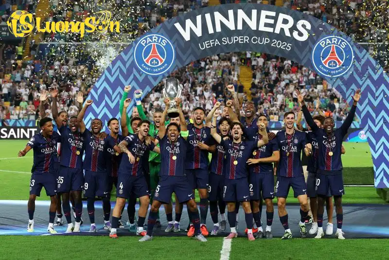 PSG gặp nhiều khó khăn để giành Siêu cúp châu Âu 2025